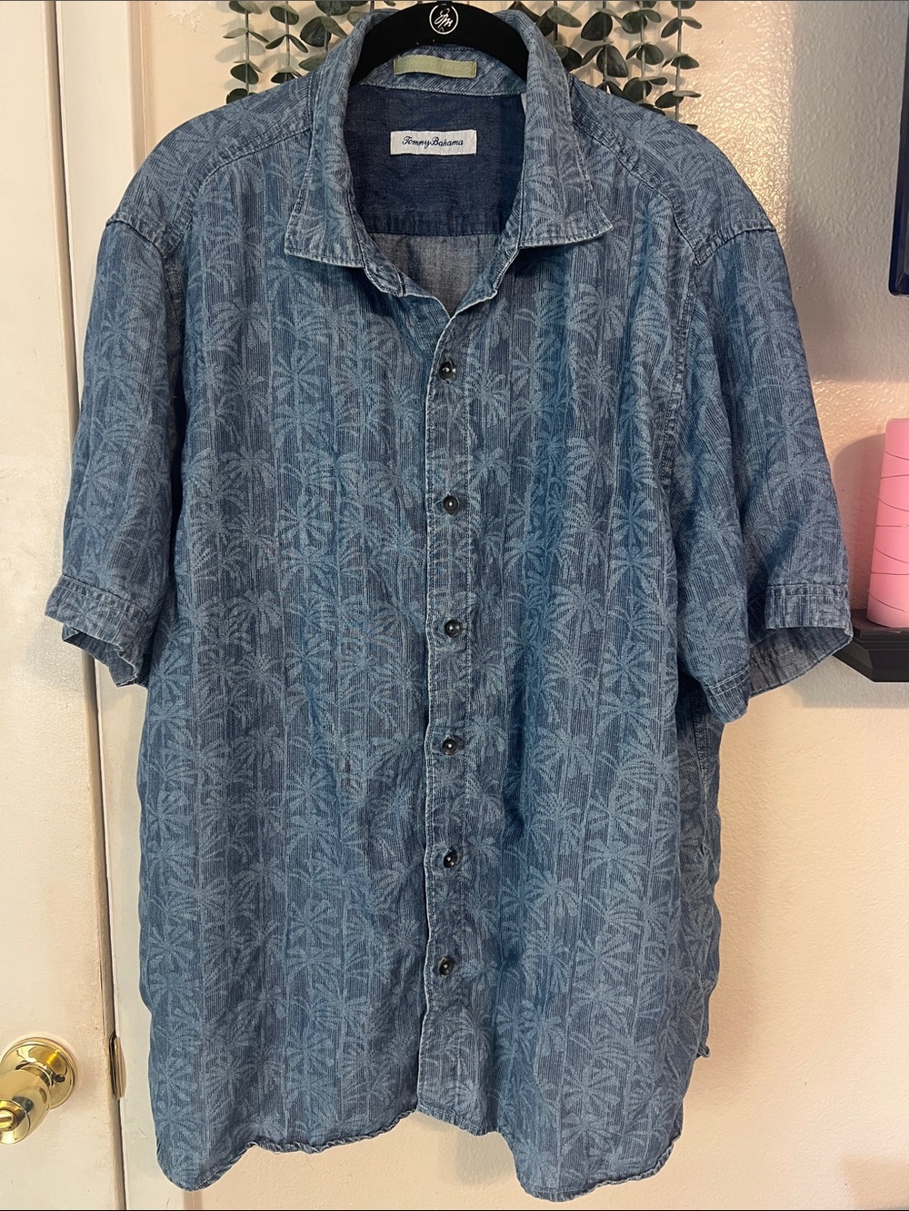 Tommy Bahama Blue Palm-Pattern Short-Sleeve Button-Down Shirt